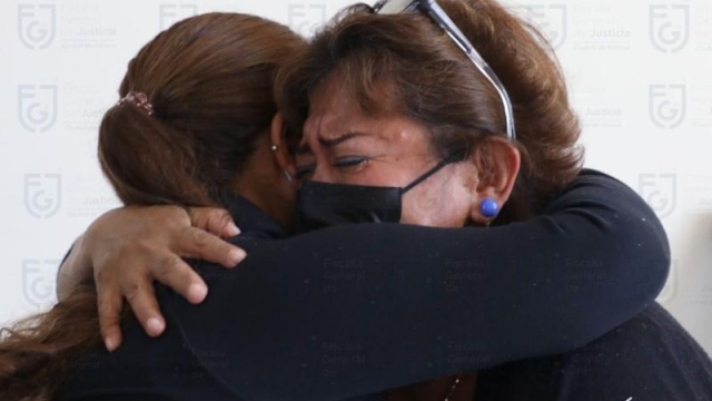 Madre e hija se reencuentran 27 años después de perderse en el Bosque de Chapultepec