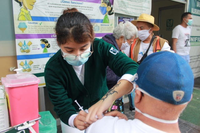 Comienza IMSS Morelos aplicación de vacuna contra influenza