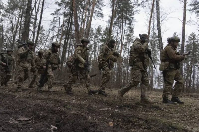 EU anuncia nuevo apoyo de 400 mdd para ayuda militar en Ucrania