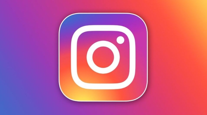 Instagram te notificará si se vuelve a caer para evitar que corras a Twitter