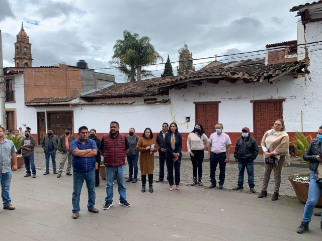 Tras el sismo, una alcaldesa michoacana pide que el 19S sea día de asueto