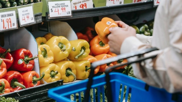 Vegetarianos por necesidad: Inflación obliga a cambiar la alimentación en EU