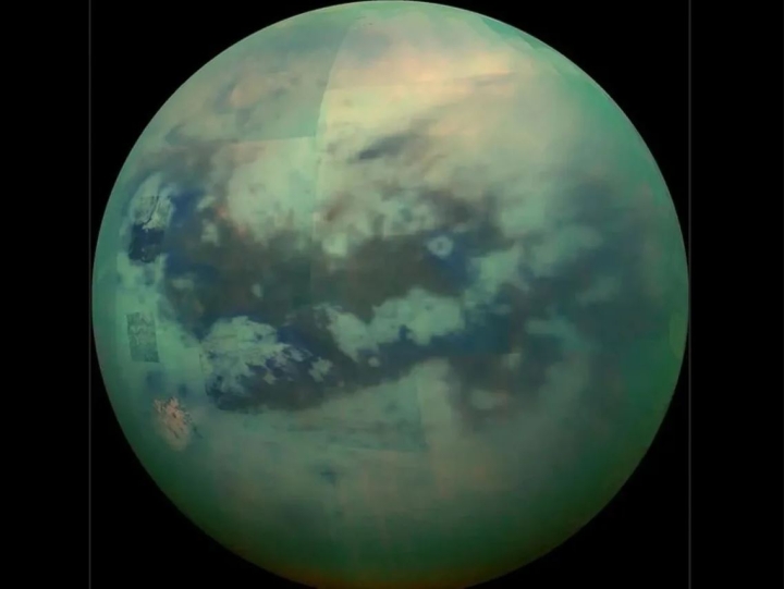 Curiosidades sobre Titán, la gran luna de Saturno