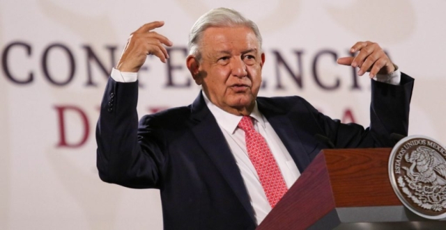 AMLO presentará &#039;reporte personal&#039; a los padres de los 43 normalistas