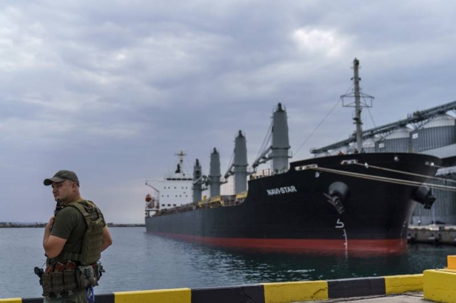 Rusia bloquea puertos de Ucrania