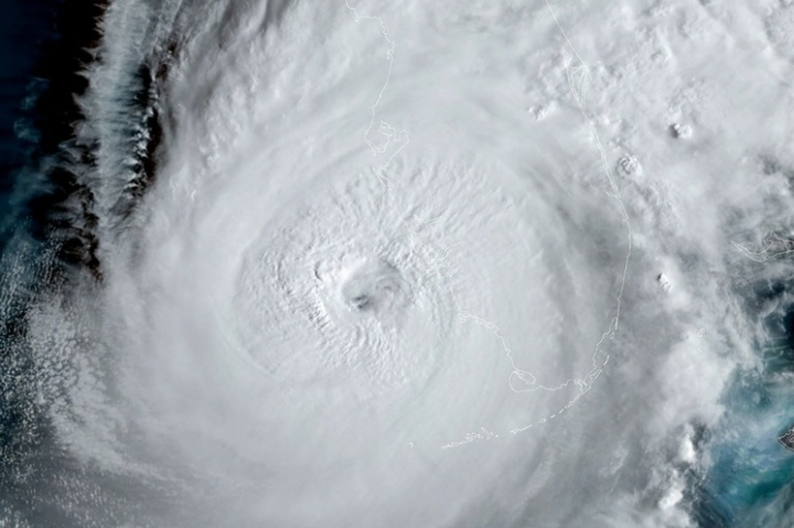 NASA completa su constelación de satélites para vigilar huracanes