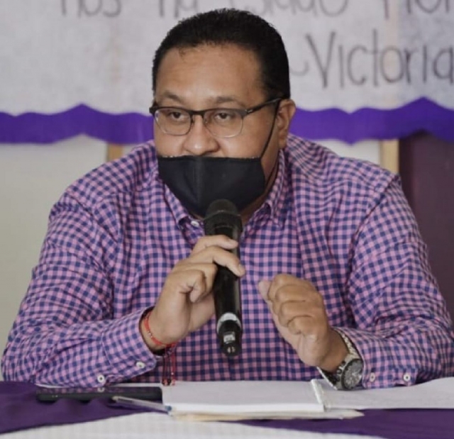  César Torres anunció sus intenciones de acercarse al gobierno estatal para atraer obra pública al municipio.
