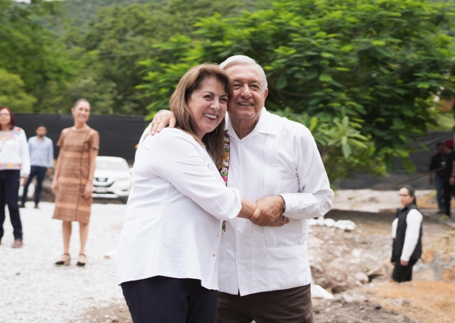 Respalda López Obrador próximo gobierno de Margarita González Saravia