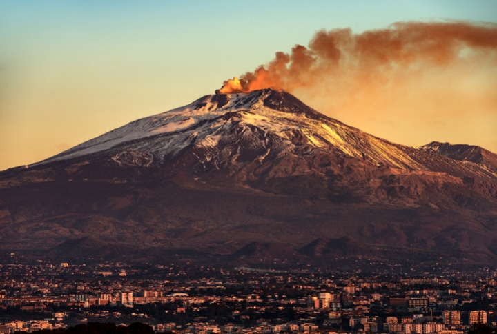 El Monte Etna crece 33 metros después de medio año de intensa actividad