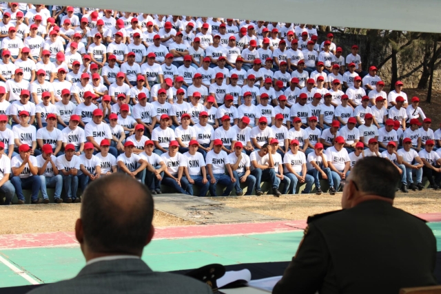 Realizan ceremonia de bienvenida a 800 conscriptos del SMN
