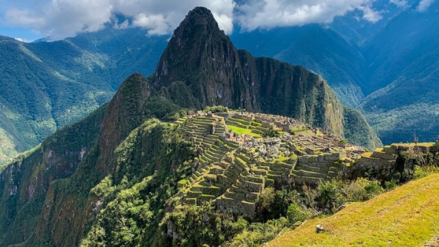 Machu Picchu reabre tras acuerdo entre gobierno y pobladores