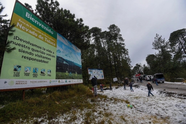 Cierran acceso al Nevado de Toluca por primera nevada