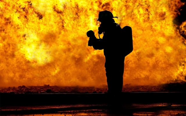 Detienen a bombero relacionado con incendio en Valparaíso, Chile