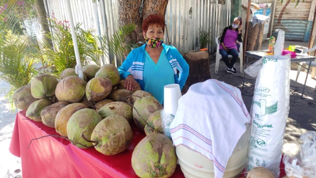 “En época de frío no se venden los cocos”