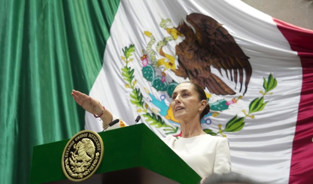 Margarita González Saravia acompaña a Claudia Sheinbaum a su toma de protesta como presidenta de México