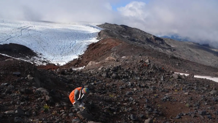 Deshielo glaciar podría reactivar volcanes dormidos, revela nueva investigación