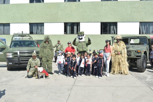 Estudiantes de educación básica visitan instalaciones del 21 Batallón de Infantería