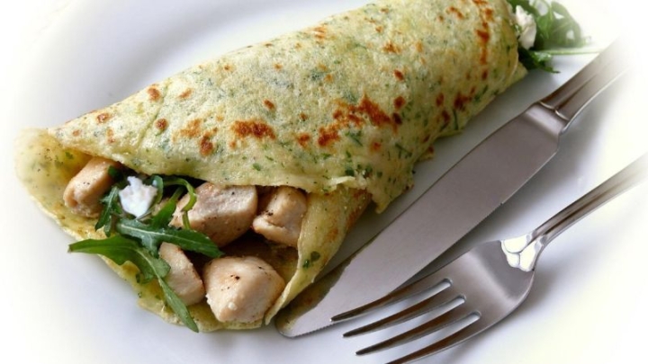 Crepas rellenas de pechuga de pollo, prepara este deliciosa receta