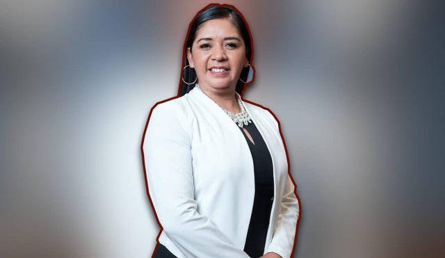 Celebra regidora con licencia triunfo en elección de Morena