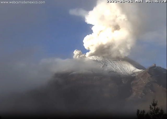 Detectan 14 exhalaciones del volcán Popocatépetl; se mantiene semáforo amarillo fase 2
