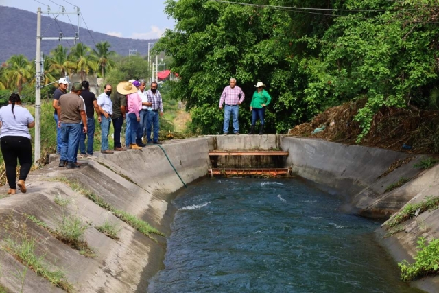 El canal pasa por al menos siete localidades del municipio de Zacatepec.