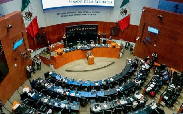 Morena y aliados suman dos senadores del PRD, a uno de la mayoría constitucional