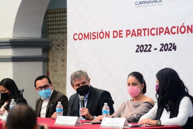 El alcalde José Luis Urióstegui participó en la instalación de la Comisión de Participación Ciudadana del Cabildo de Cuernavaca. 