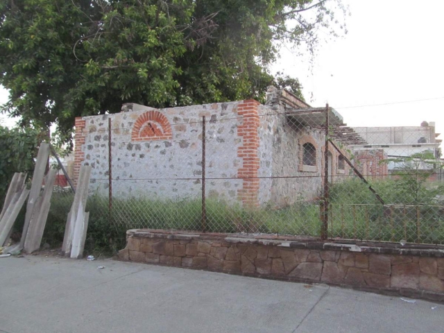   Vecinos piden que se termine de rehabilitar la exestación del ferrocarril, inmueble histórico que resultó dañado por el sismo.