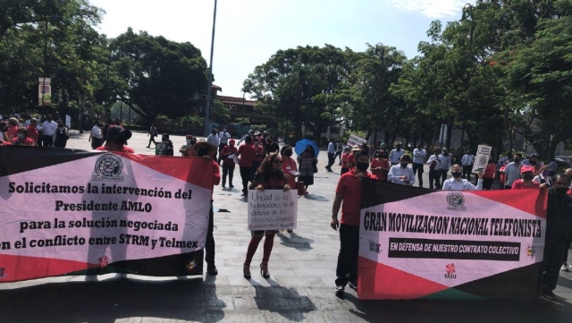 Trabajadores de Telmex reclaman arreglo en jubilaciones