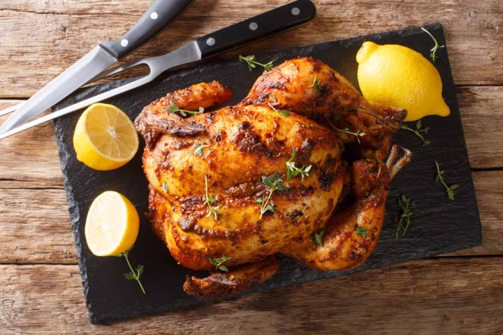 Pollo asado: consejos y una receta para prepararlo y que quede jugoso