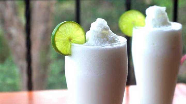 Refrescante receta de limonada de coco