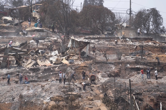 Imagen que muestra el sector de Achupallas, afectado por incendios forestales de Viña del Mar, Región de Valparaiso (Chile).