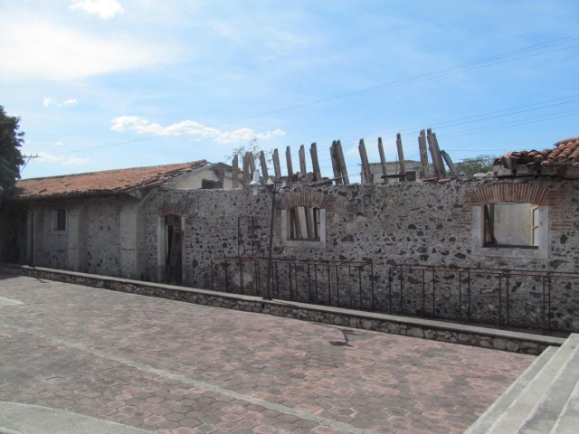 A cuatro años del sismo, el municipio de Tlaquiltenango sigue esperando los recursos para rehabilitar varios inmuebles dañados.