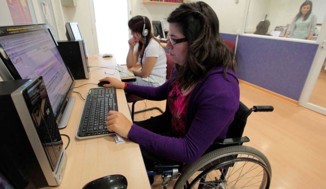 Promueve UAEM empleo para alumnos discapacitados