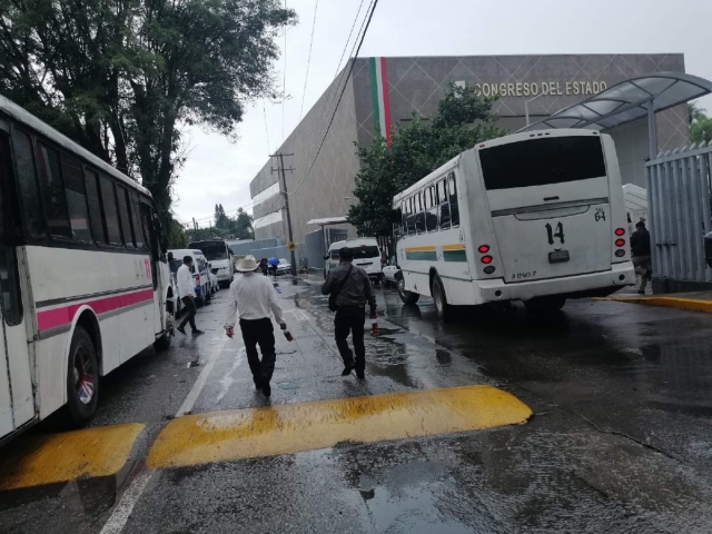 Organizaciones del transporte buscan mantener el diálogo con autoridades del gobierno del estado y con diputados para analizar la iniciativa de ley de movilidad, transporte y seguridad vial.