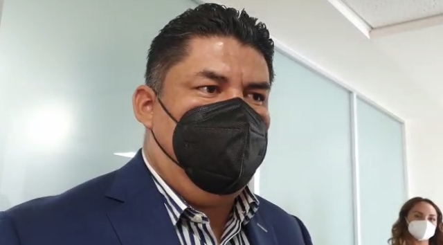 Erick Sánchez mantiene su rechazo a Paola Cruz