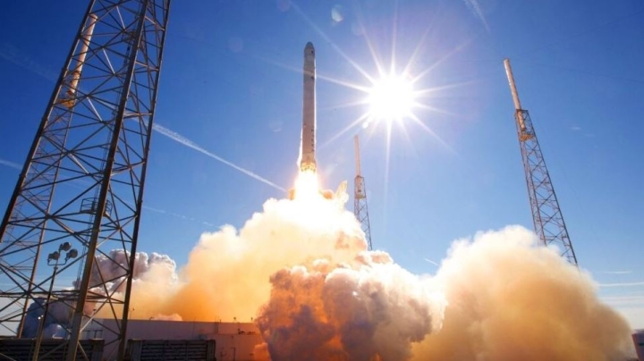 SpaceX quiere lanzar 52 misiones en 2022 y la NASA lo duda