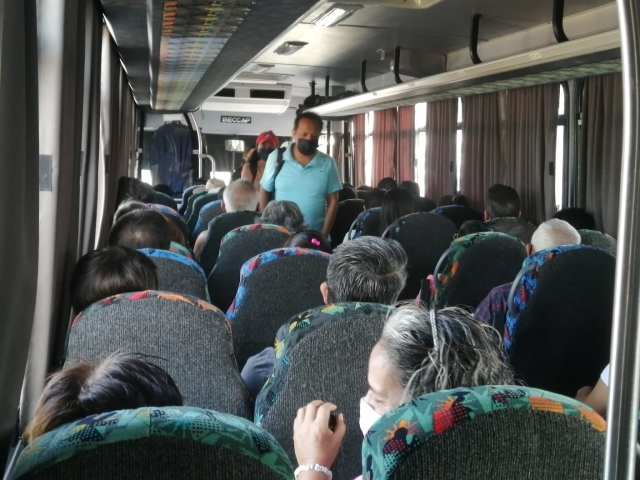Sobrecupo en unidades de pasajeros en ruta de Jojutla a Cuernavaca