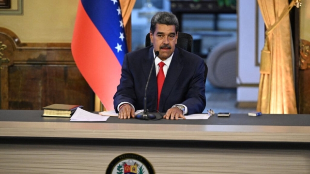 Maduro acusa a opositores de planear atentado en Caracas