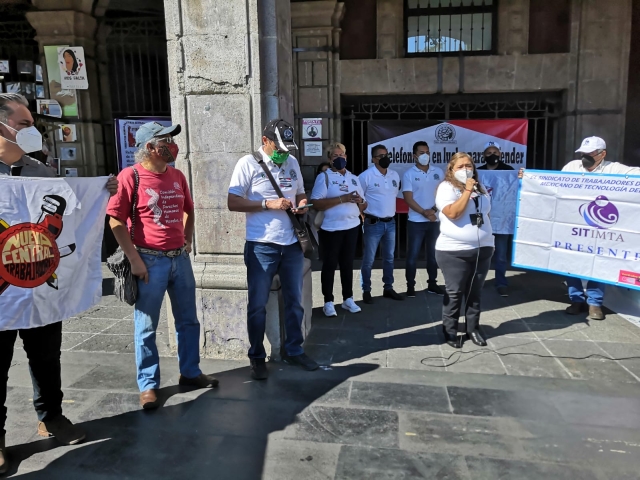 Diversas organizaciones sindicales y sociales se manifiestan en Cuernavaca