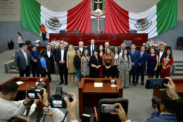 Clausuran diputados primer periodo ordinario de sesiones del primer año de ejercicio constitucional