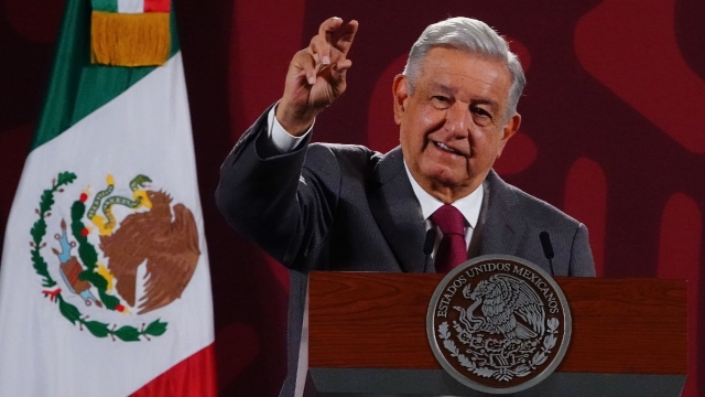 AMLO celebra que Salinas Pliego haya pagado deuda fiscal