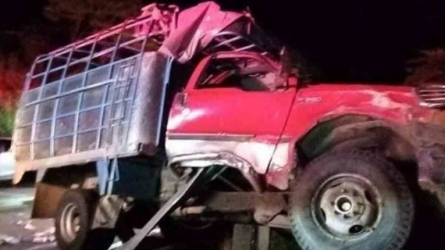 Vuelca camión que transportaba migrantes en Chiapas; se reportan al menos 15 heridos