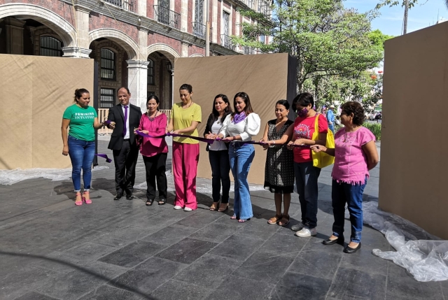 &#039;Verbena por los derechos de las mujeres&#039; en el zócalo de Cuernavaca