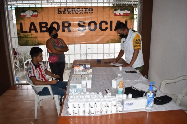Concluye personal militar labor social en la colonia Lázaro Cárdenas del Río
