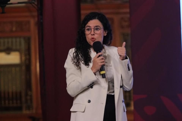 Luisa María Alcalde señala irregularidades en el caso de Uriel Carmona
