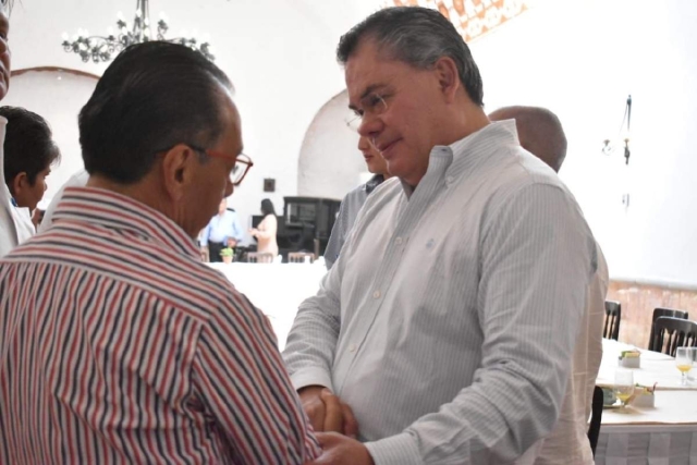 Alcalde Rafael Reyes se reúne con representantes del sector empresarial