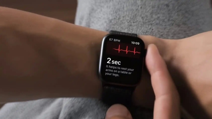 Apple Watch hará seguimiento de la salud mental de sus usuarios