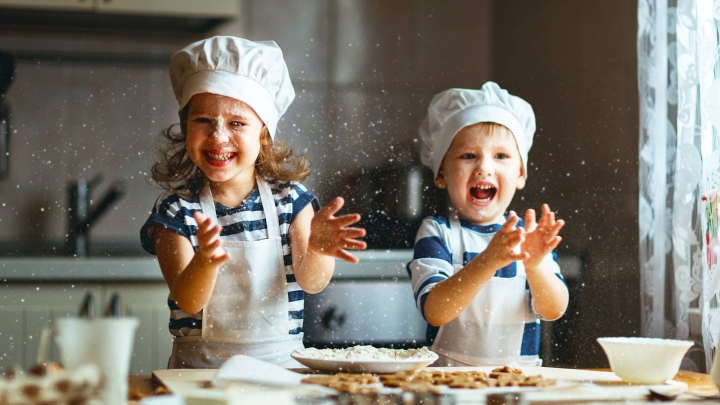 Diviértete cocinando con tus hijos con éstas sencillas recetas