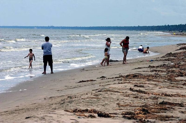 Alerta de marea roja en playas de Tabasco